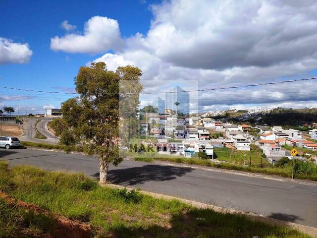 #2594 - Terreno na cidade para Venda em Itatiba - SP